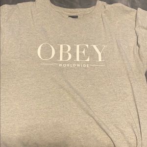 OBEY T-shirt